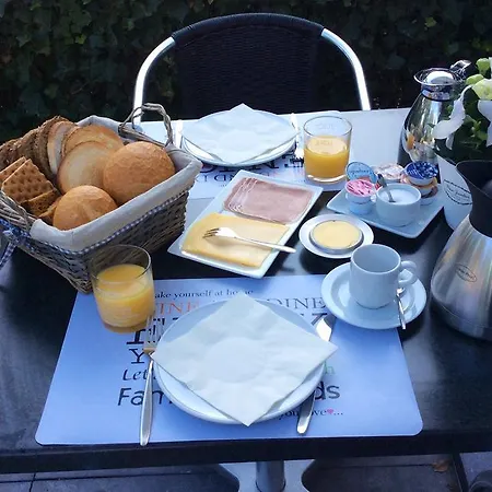 Отель Oranje 2*