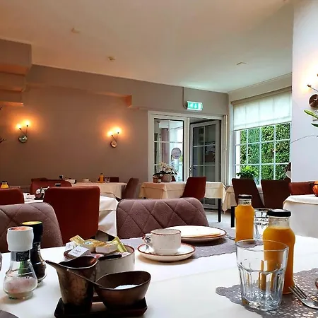 Oranje Валкенбург