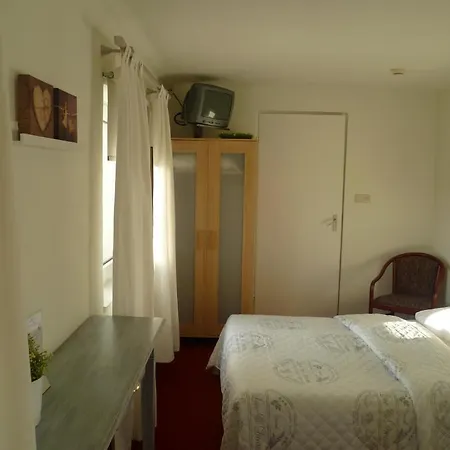 Oranje 2* Валкенбург