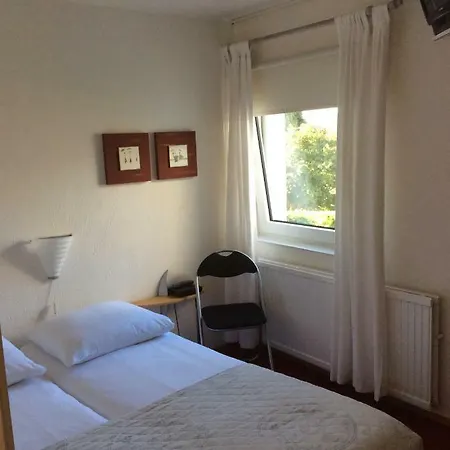Hotell Oranje 2*